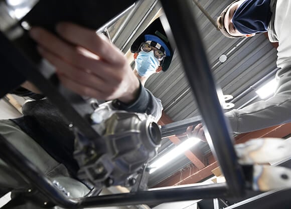 Students build a car.