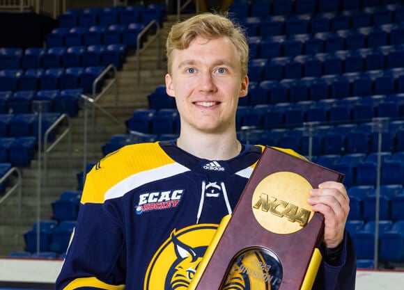 Bobcat blends passion for ice hockey with academics success Quinnipiac Today