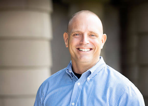 Headshot of Philip Martinez